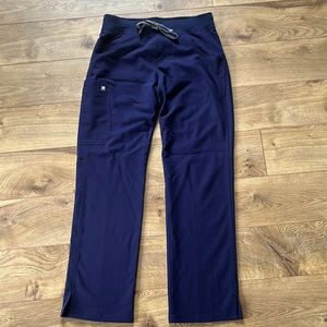 Figs Kade Cargo Scrub Bottom size Small